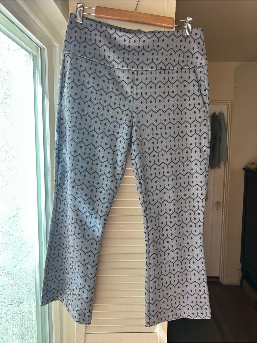 Cabi stretchy pants for casual or work